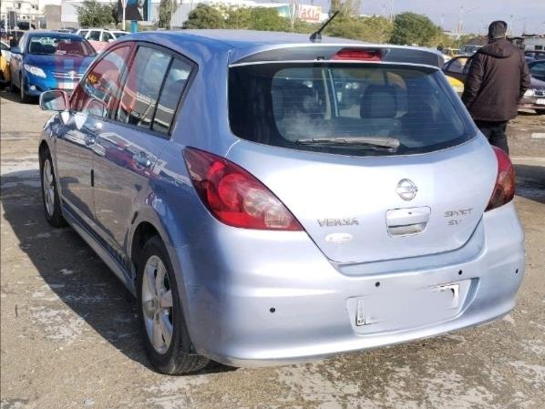 نيسان فيرسا